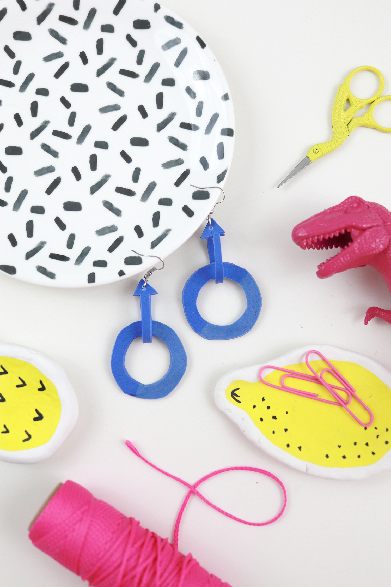 Luloveshandmade-DIY-Statement-Earrings-with-FIMO-leather-effect-21
